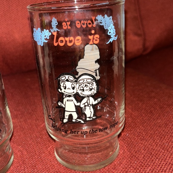 Vintage 1975 LA Time Kim Casali Cartoonist “Love is” - Picture 3 of 6